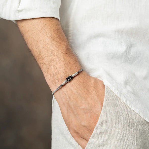 Oxidised kazaz reef knot bracelet in pure silver - Zehrai